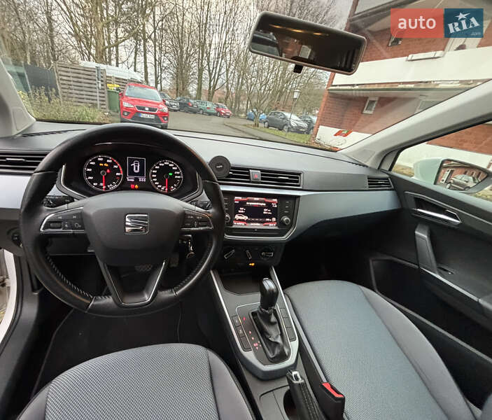 Внедорожник / Кроссовер SEAT Arona 2018 в Желтых Водах
