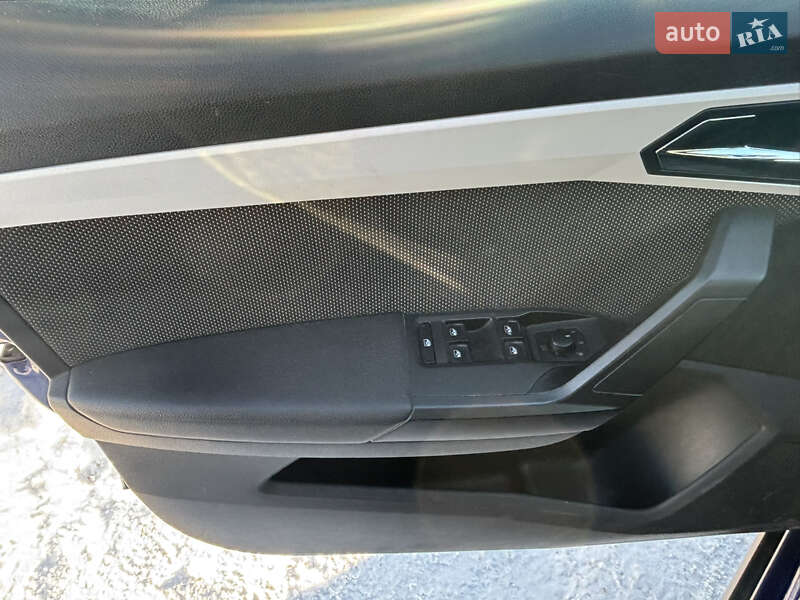 Внедорожник / Кроссовер SEAT Arona 2018 в Киеве фото 14 Внедорожник / Кроссовер SEAT Arona 2018 в Киеве