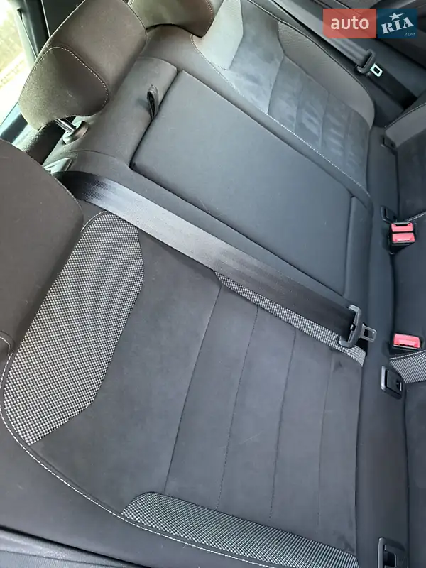 SEAT Ateca 2017 VIN VSSZZZ5FZH6545501 фото оголошення 12 з 56