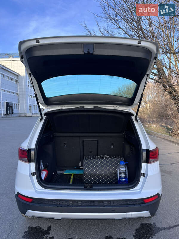 Внедорожник / Кроссовер SEAT Ateca 2018 в Днепре фото 6 Внедорожник / Кроссовер SEAT Ateca 2018 в Днепре