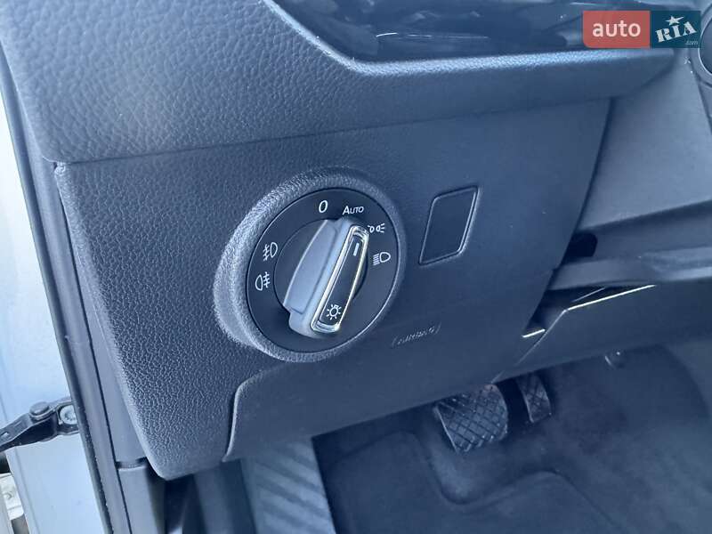 Внедорожник / Кроссовер SEAT Ateca 2017 в Житомире