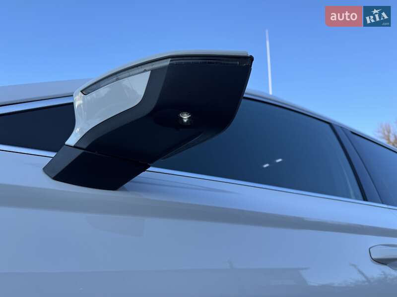 Внедорожник / Кроссовер SEAT Ateca 2017 в Житомире