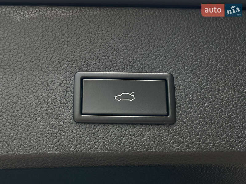 Внедорожник / Кроссовер SEAT Ateca 2020 в Бердичеве