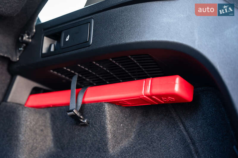 Внедорожник / Кроссовер SEAT Ateca 2019 в Киеве фото 47 Внедорожник / Кроссовер SEAT Ateca 2019 в Киеве