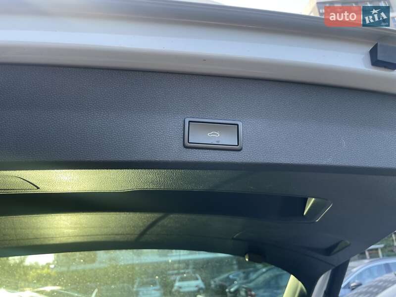 Внедорожник / Кроссовер SEAT Ateca 2016 в Львове фото 12 Внедорожник / Кроссовер SEAT Ateca 2016 в Львове