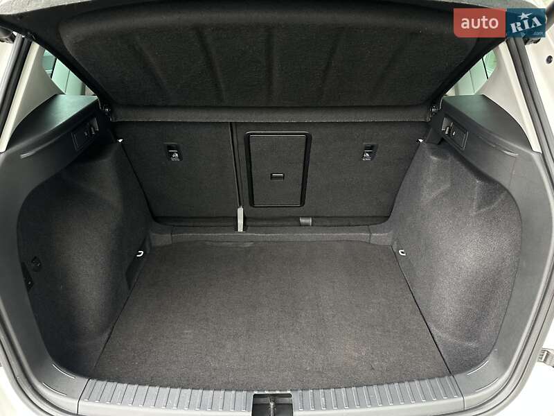 Позашляховик / Кросовер SEAT Ateca 2021 в Києві