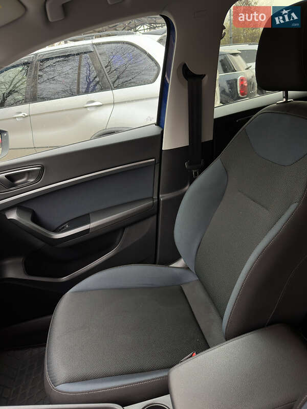 Позашляховик / Кросовер SEAT Ateca 2018 в Чернівцях