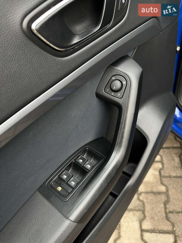 Позашляховик / Кросовер SEAT Ateca 2018 в Чернівцях