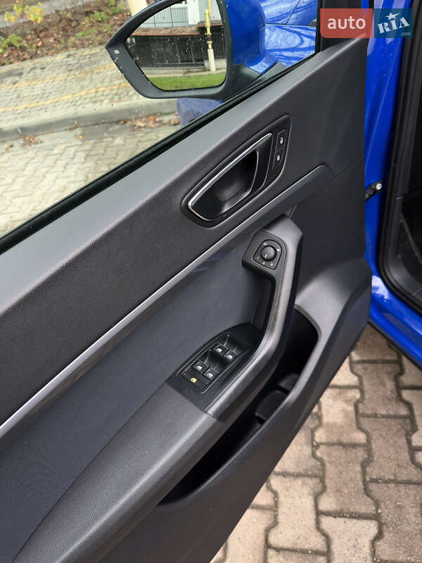 Позашляховик / Кросовер SEAT Ateca 2018 в Чернівцях