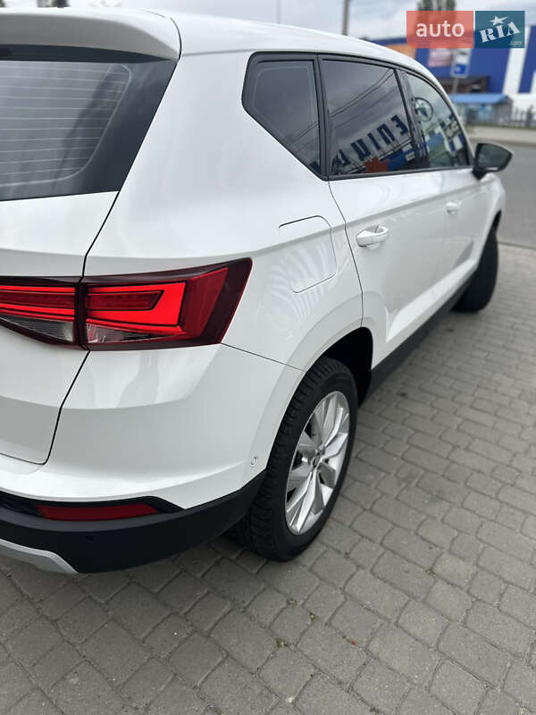 Внедорожник / Кроссовер SEAT Ateca 2019 в Староконстантинове