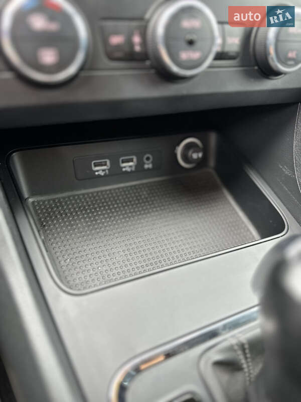 Внедорожник / Кроссовер SEAT Ateca 2019 в Староконстантинове