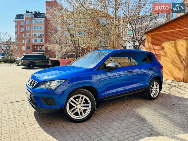 Внедорожник / Кроссовер SEAT Ateca 2020 в Ромнах