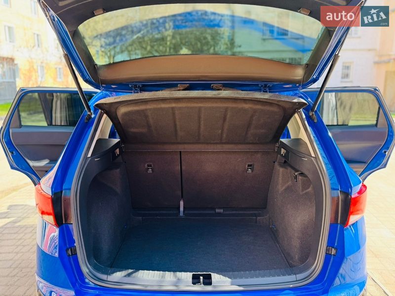 Внедорожник / Кроссовер SEAT Ateca 2020 в Ромнах