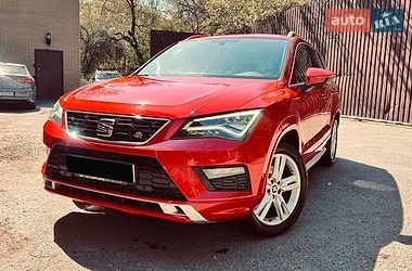 Позашляховик / Кросовер SEAT Ateca 2019 в Харкові