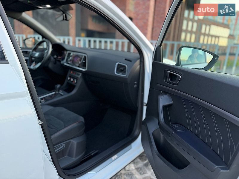 Внедорожник / Кроссовер SEAT Ateca 2023 в Днепре