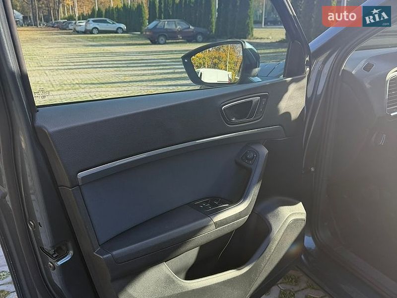 Позашляховик / Кросовер SEAT Ateca 2018 в Харкові
