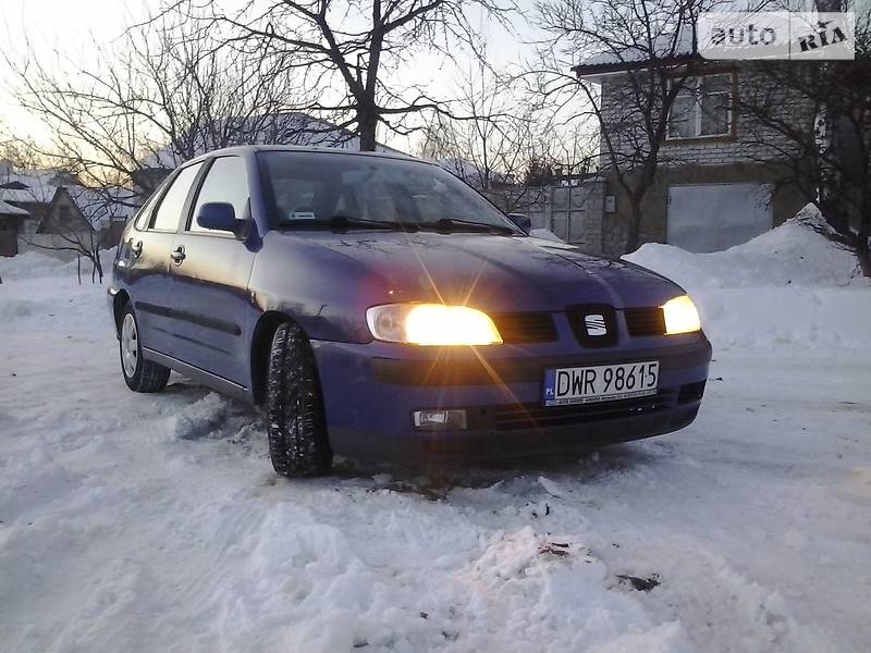 Седан SEAT Cordoba 2000 в Харкові