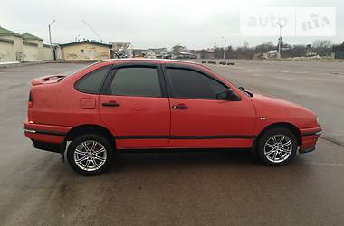 Седан SEAT Cordoba 1996 в Львове