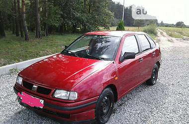 Седан SEAT Cordoba 1996 в Львові