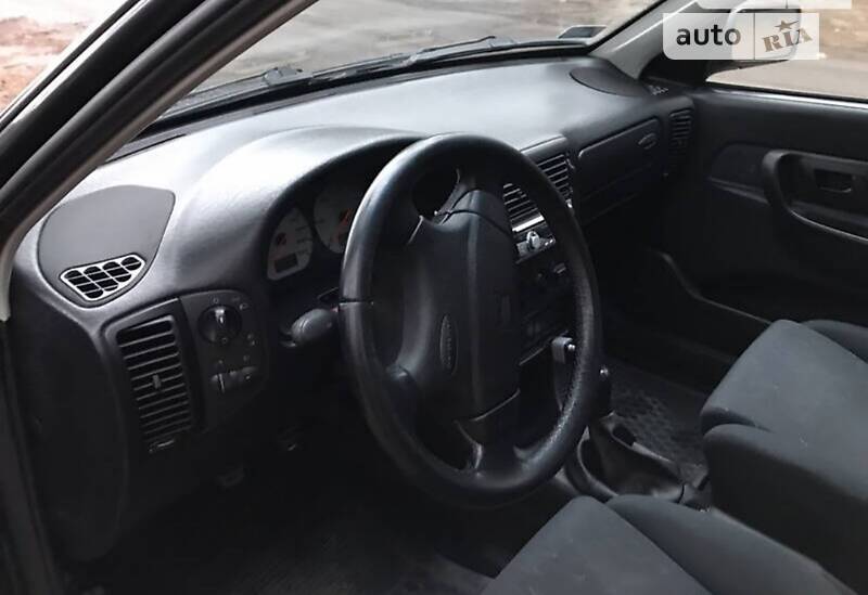 Купе SEAT Cordoba 1999 в Ровно