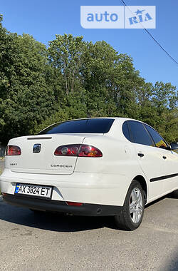 Седан SEAT Cordoba 2004 в 