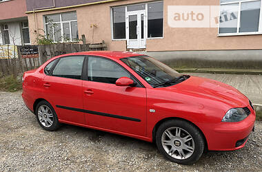 Седан SEAT Cordoba 2003 в Чернівцях