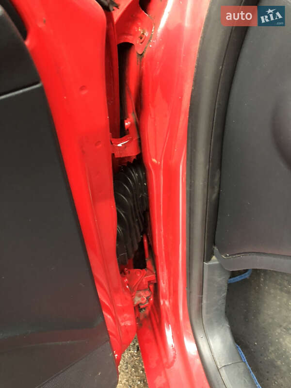 Седан SEAT Cordoba 2005 в Ужгороді