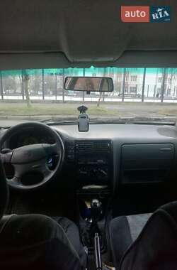 Хэтчбек SEAT Cordoba 1996 в 