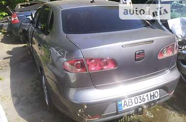 Седан SEAT Cordoba 2004 в Виннице
