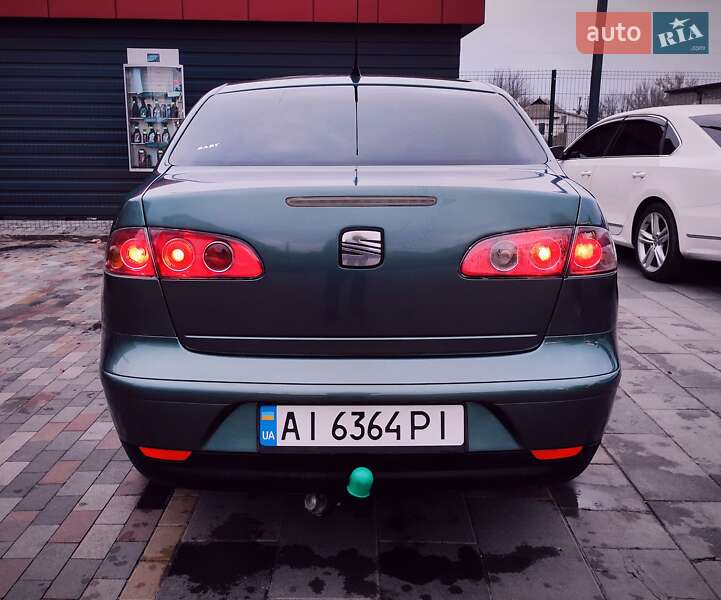 Седан SEAT Cordoba 2004 в Белой Церкви