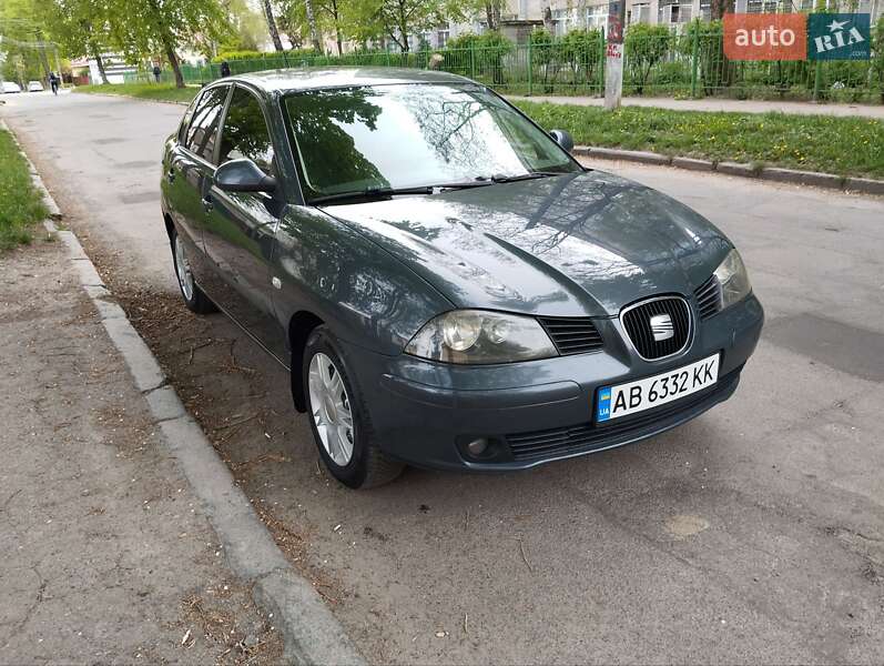 Седан SEAT Cordoba 2007 в Виннице