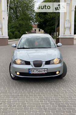 Седан SEAT Cordoba 2007 в Остроге