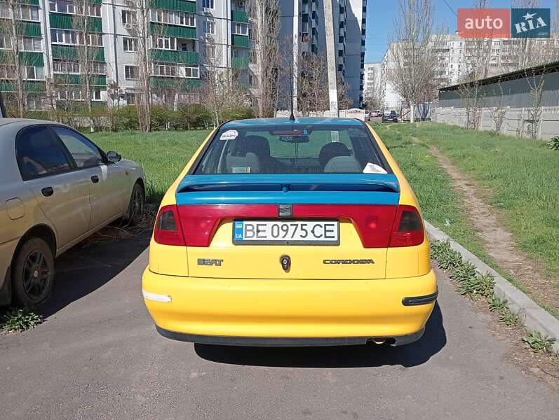 Седан SEAT Cordoba 1994 в Миколаєві