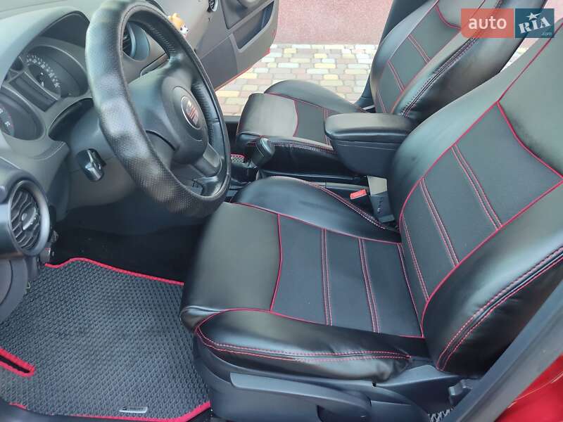 Седан SEAT Cordoba 2008 в Павлограде
