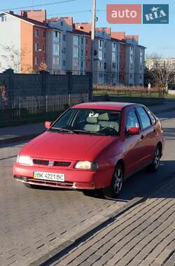 Седан SEAT Cordoba 1995 в Рівному