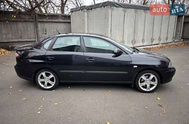 Седан SEAT Cordoba 2008 в Киеве