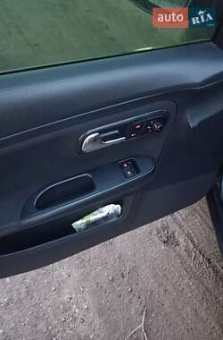 Седан SEAT Cordoba 2007 в 
