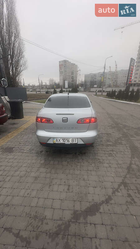Седан SEAT Cordoba 2008 в Харькове