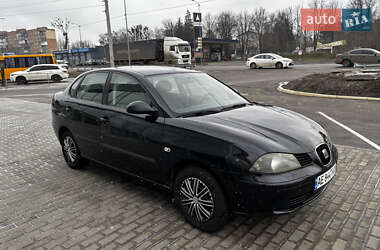 Седан SEAT Cordoba 2003 в Полтаве