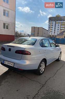 Седан SEAT Cordoba 2005 в Києві