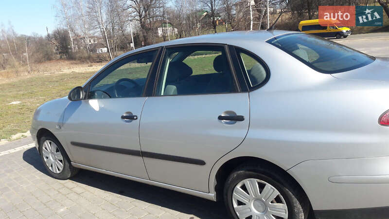 SEAT Cordoba 2003
