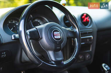 Седан SEAT Cordoba 2007 в 
