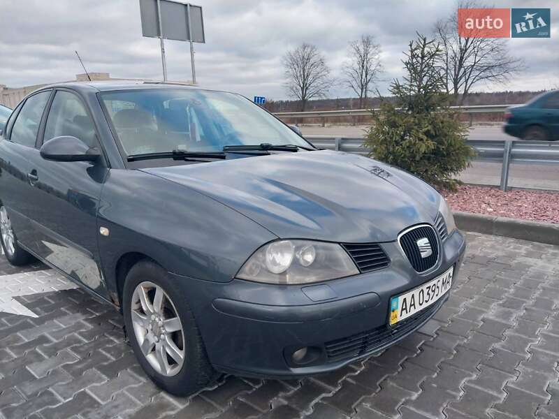 Седан SEAT Cordoba 2007 в 