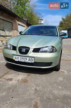 Седан SEAT Cordoba 2006 в Києві