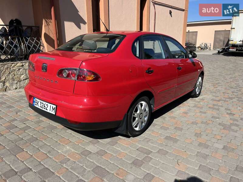 Седан SEAT Cordoba 2008 в Рівному