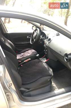 Седан SEAT Cordoba 2008 в 