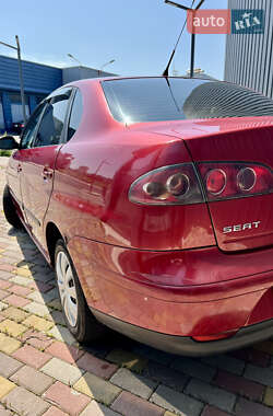 Седан SEAT Cordoba 2005 в 