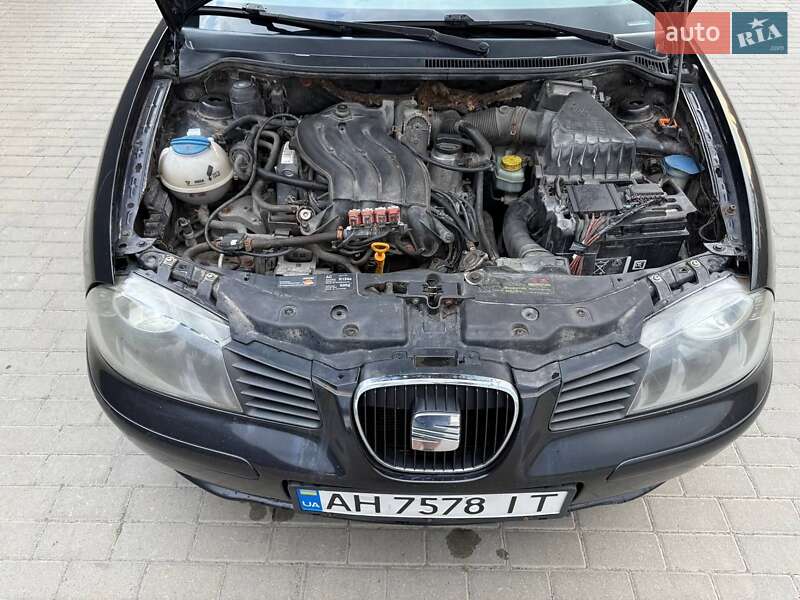 Седан SEAT Cordoba 2008 в Малехове