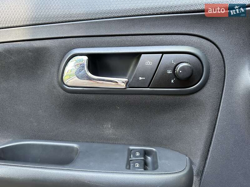Седан SEAT Cordoba 2008 в Одессе