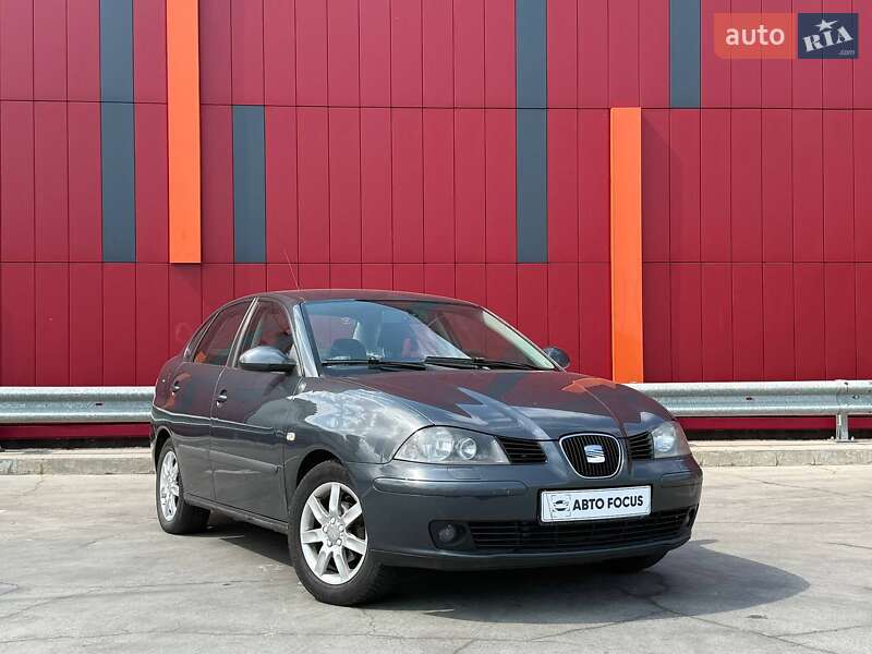 Седан SEAT Cordoba 2007 в 